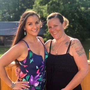 Meet your Posher, Cara